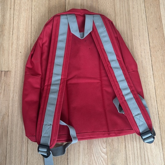 State Backpack - Picture 2 of 5